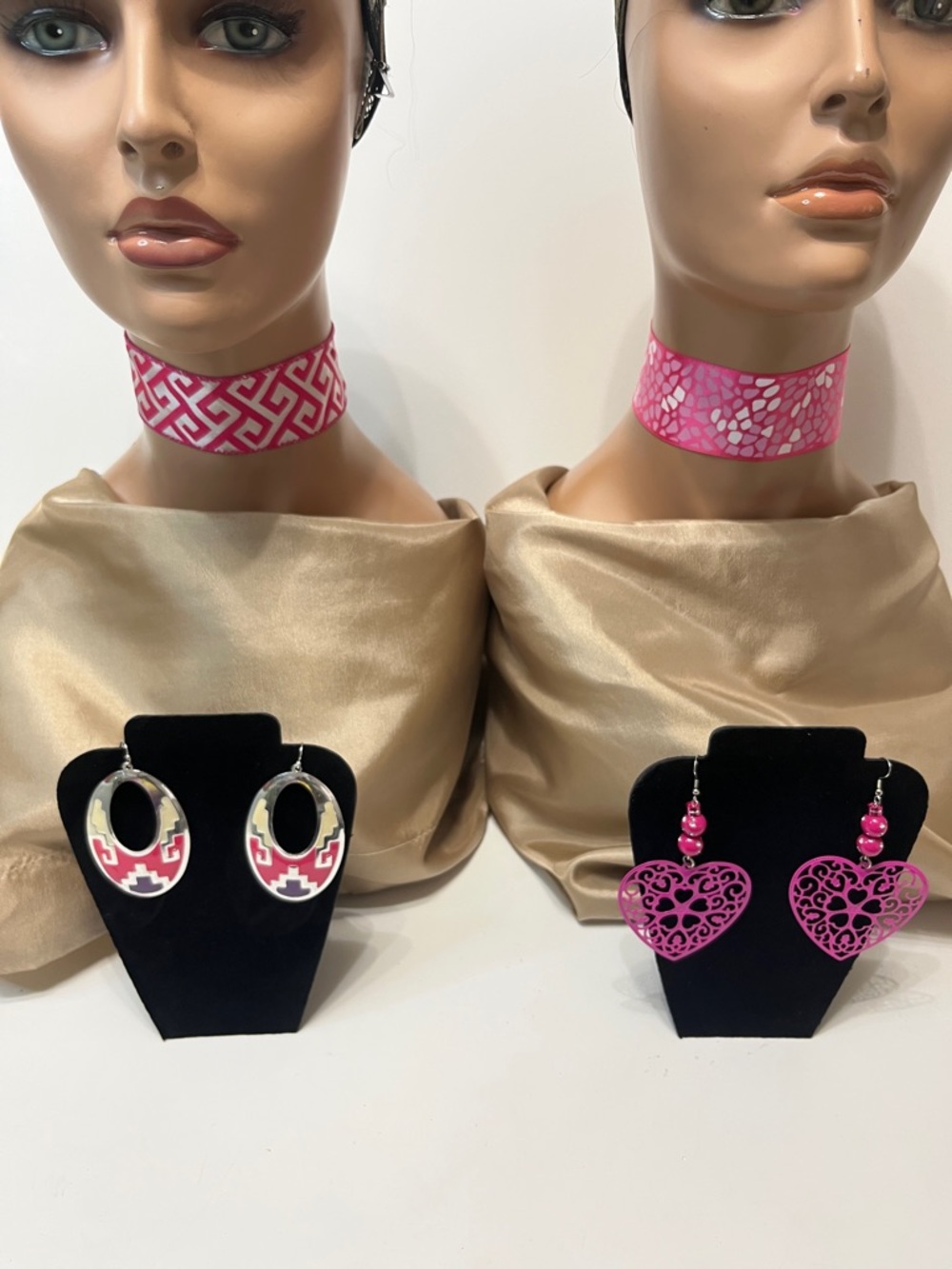 4 pc Gift Set Chokers & Pink Patterned Heart & Hoop Earrings Set - Women Jewelry